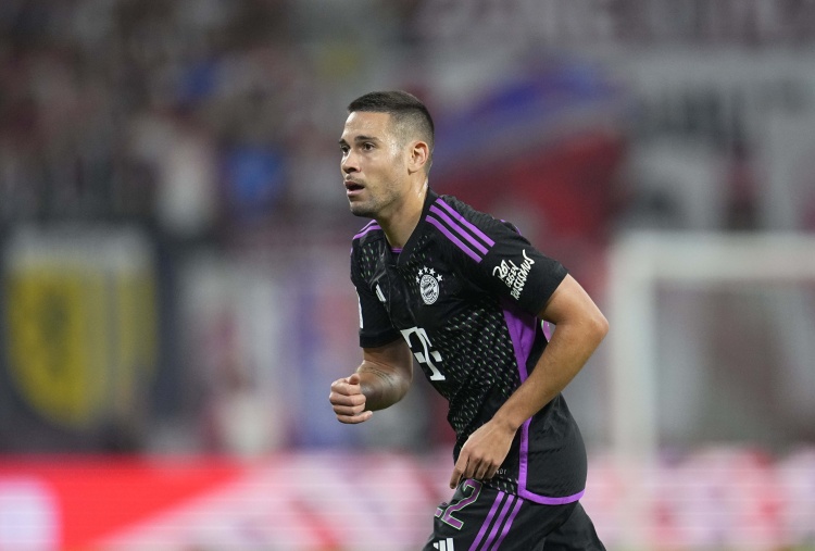 九游体育官网入口-法尔克:格雷罗赛季末离开拜仁,费耶诺德右后卫雷德是引援首选