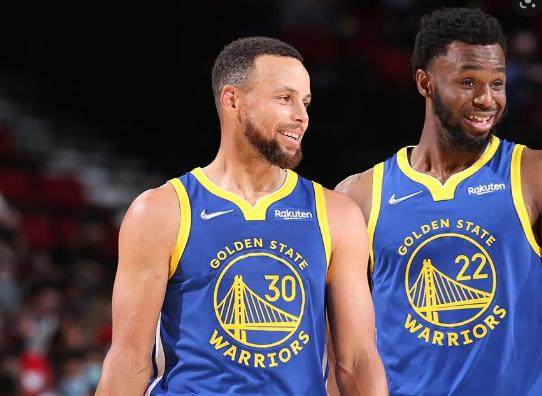 足球直播九游体育-勇士单季天价税金引发不满 迈尔斯做出强势回应